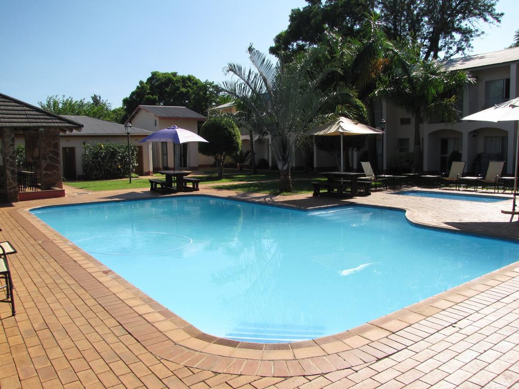 The George Hotel Manzini Exterior photo